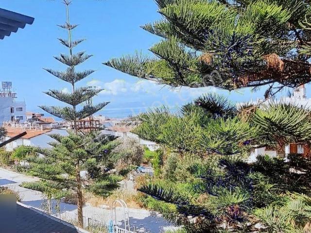 Kadınlar Denizinde Sahile 250 Mt Satılık 2+1 Dublex Villa