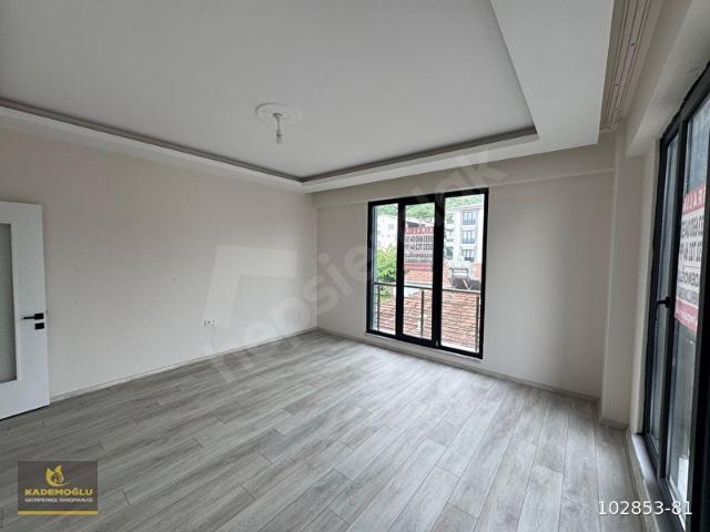 KADEMOĞLUNDAN YALOVA ALTINOVA HÜRRİYET MAH. 2+1 KİRALIK DAİRE