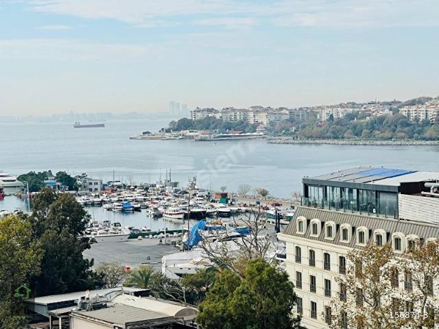 KADIKÖY KALAMIŞ'DA SATILIK DAİRE 3+1 115 M2 BALKONLU MARİNA MANZARALI