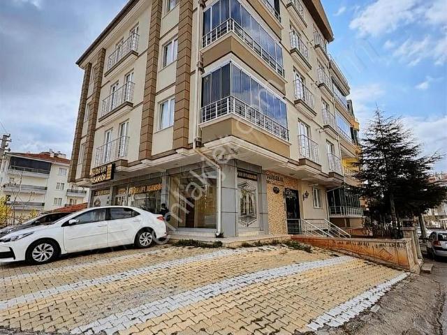 Kadir Şen Gayrimenkul'den Şamlı Mah. Satılık 5+1 Dubleks Daire
