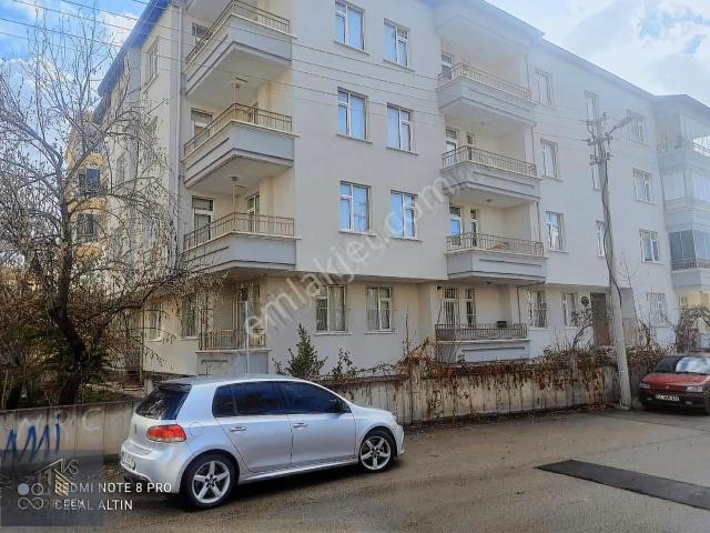 Kadir Şen Gayrimenkul'den Çerdiğin Mah. Satılık 3+1 2.el Daire