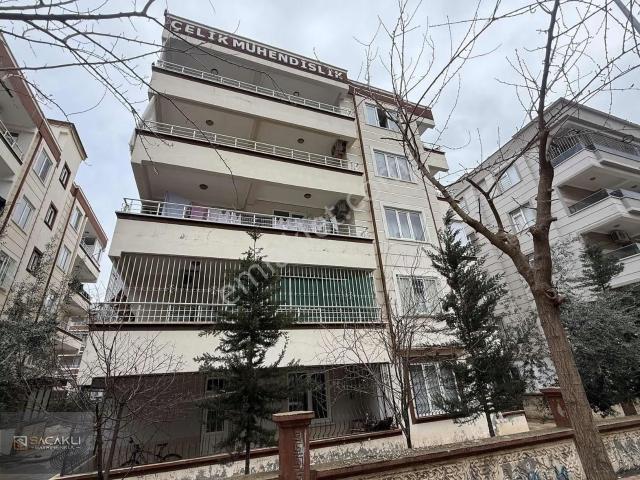 Kadir Saçaklıdan Sırrın Mh Giriş Kat 4 Oda