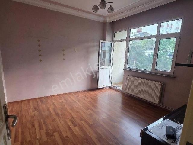 Kagithane Çaykara Sokak 2+1 Kiralik Daire
