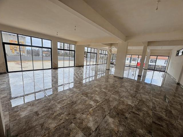 Kahramankazan Devlet Hastanesi Yakınında Kiralık 700 M2 Dükkan