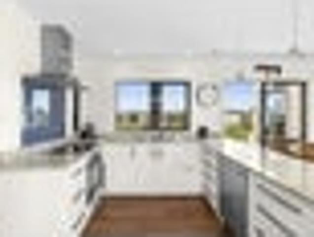 Kaiteriteri, 3 bedrooms, $700 pw