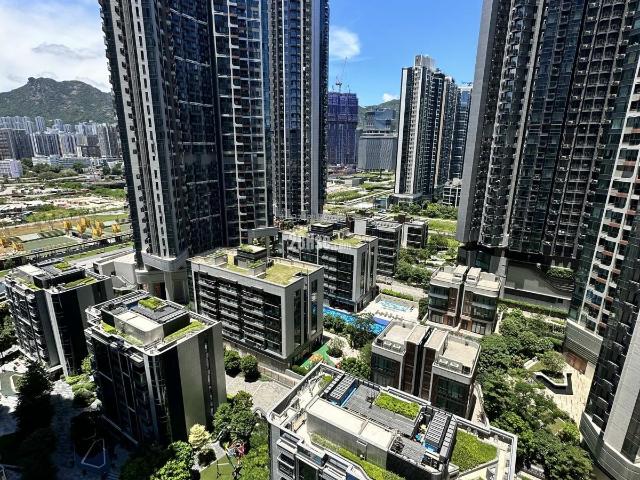 Kai Tak The Henley [Agency Ads] Mid Floor 15 25|40/F,Tower 2,Phase 1, Middle Floor The Henley Cloakroom Is Brand New And Clean. The Owner Only Wants Good Tenants. Hints