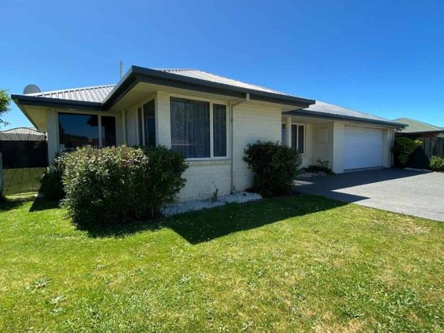 KAIAPOI 4 BEDROOMS, 2 BATHROOMS, DOUBLE GARAGE