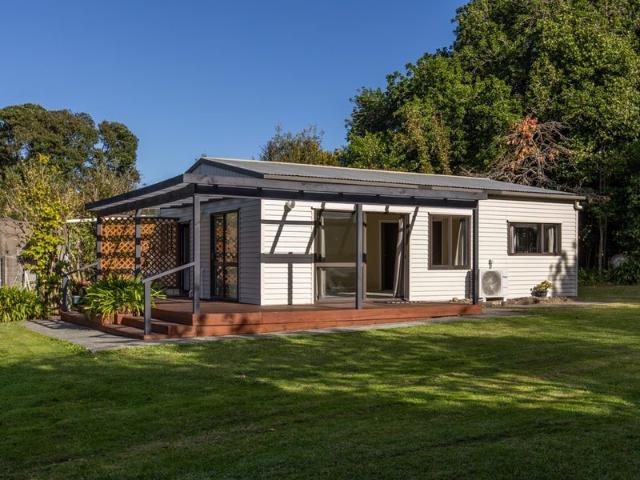 kaiaua, 3 bedrooms