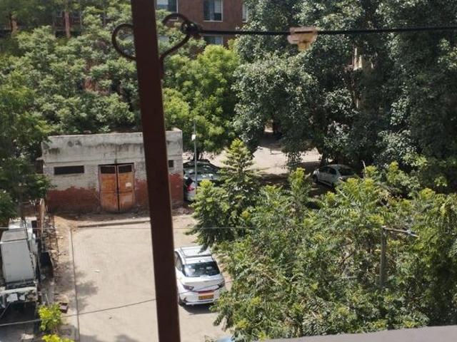 Kailash Colony 3 Bedroom 200 Sq. Yd. Builder Floor in Kailash Colony Delhi Listing ID: #10406