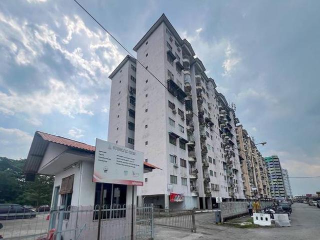 Kajang City Height Apartment CORNER UNIT 5 min to MRT Kajang