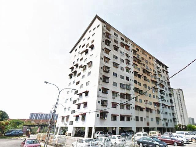 Kajang City Height Apartment Kajang Selangor 1st Floor with Lift
