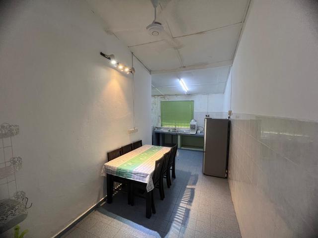 Kajang Bukit Dukung Double Storey Terrace Near MRT Fully Air Cond
