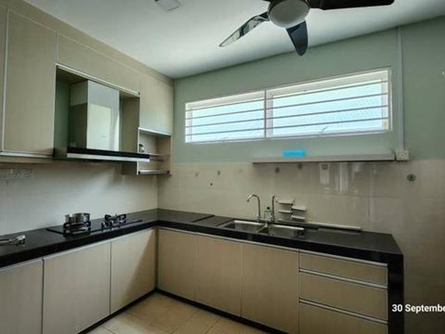 Kajang Gated 25 Storey Terrace Nearby Reigate Swimming Pool