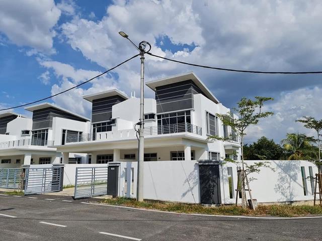 Kajang Double Storey 24 x 80 Monthly 1700