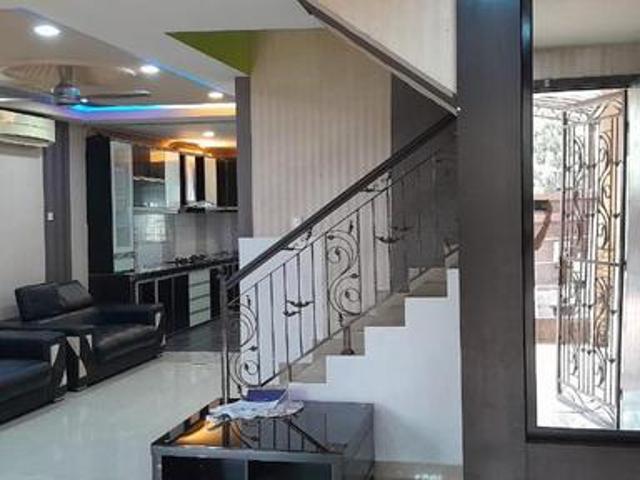 Kajang Sentosa Villa 3Storey Kajang 3700sqft Kajang Selangor