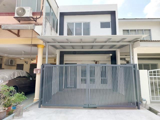 Kajang Sungai Chua Taman Berjaya Newly Renovated Double Storey House