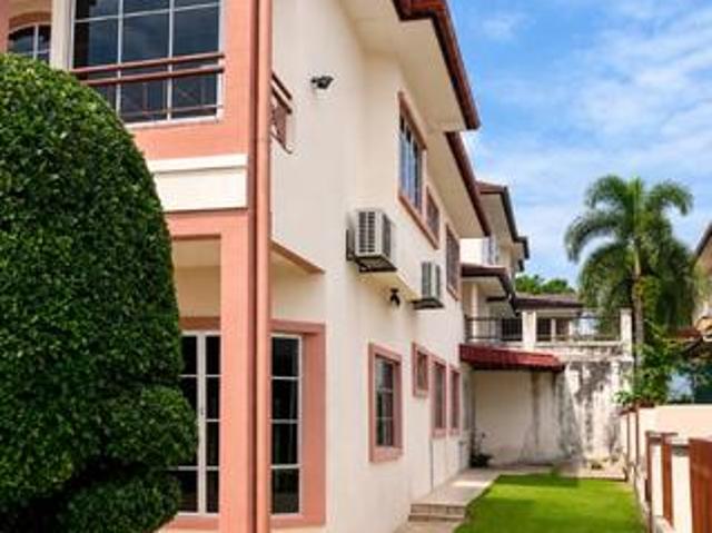 Kajang Taman Bukit Mewah FASA 9 Freehold Double Storey SemiD