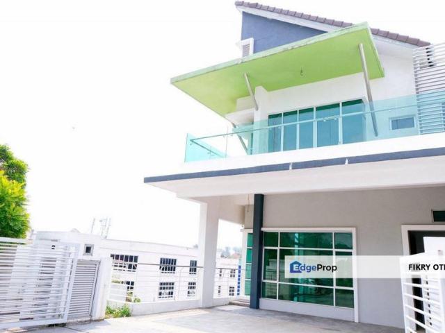 Kajang Taman Damai Mewa Corner Lot 3 Storey Semi D Taman Damai Mewah Kajang