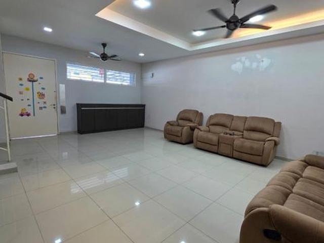 Kajang Taman Nadayu 92 Fully Furnished 25 Storey Superlink for Rent