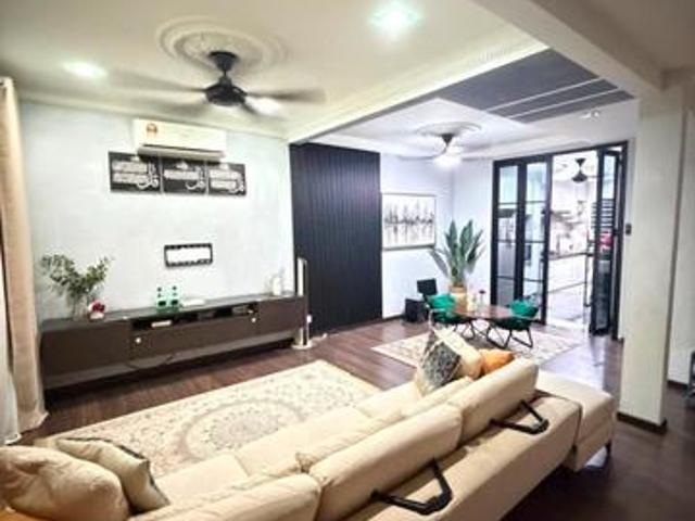 Kajang Taman Saujana Impian Freehold Nicely Reno Double Storey House