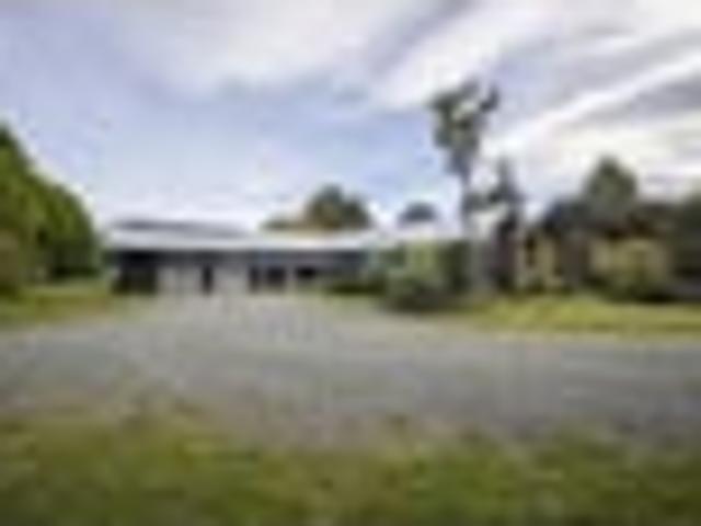 Kakapo Lifestyle Minutes From Town