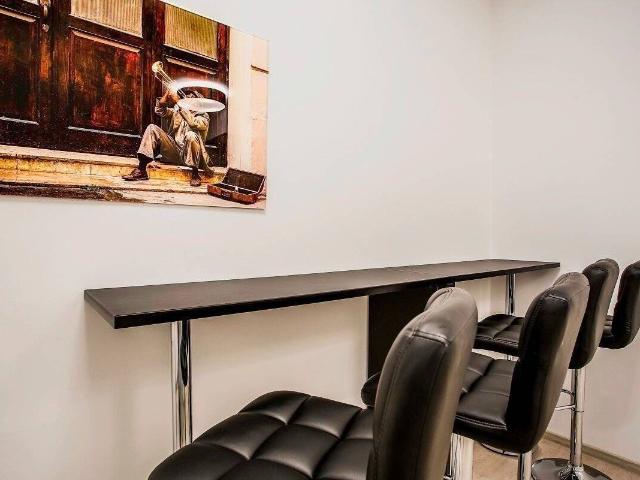 Kaltmiete zzgl. Nebenkosten, for rent at Taunusstraße 00 3.OGre, Bahnhofsviertel, Frankfurt am Main 60329