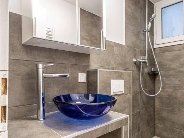 Kaltmiete zzgl. Nebenkosten, for rent at Uhlandstraße 00 EGre, Ostend, Frankfurt am Main 60314