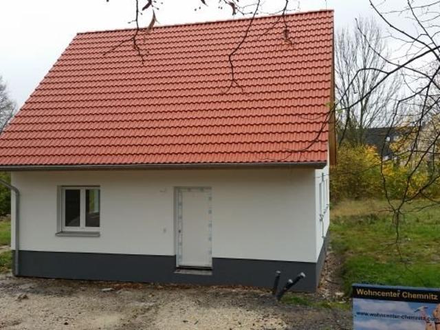 Kaltmiete zzgl. Nebenkosten, for rent at Leubnitz Forst, Werdau 08427