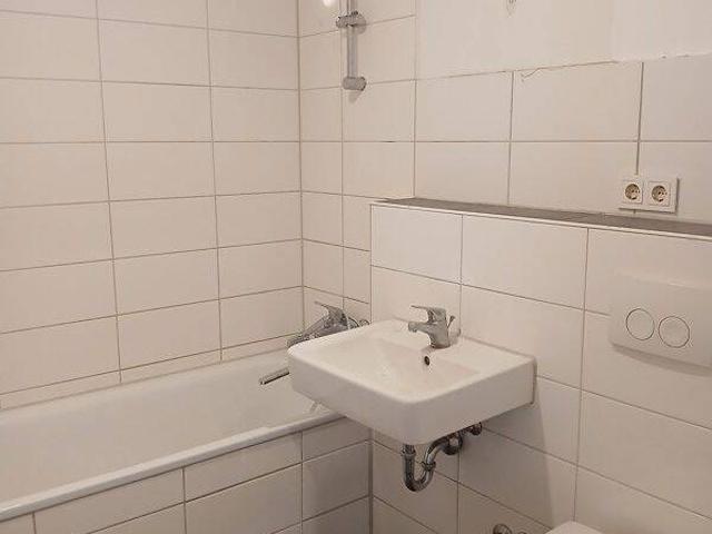 Kaltmiete zzgl. Nebenkosten, for rent at Württemberger Allee 22, Sennestadt, Bielefeld 33689