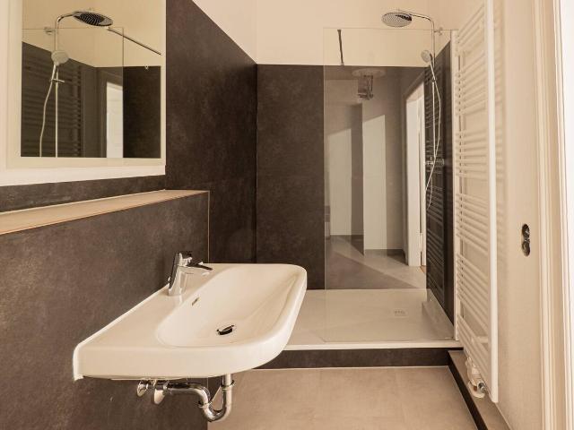 Kaltmiete zzgl. Nebenkosten, for rent at Bautzner Landstraße 102, Bühlau Neubühlauer Str., Dresden 01324