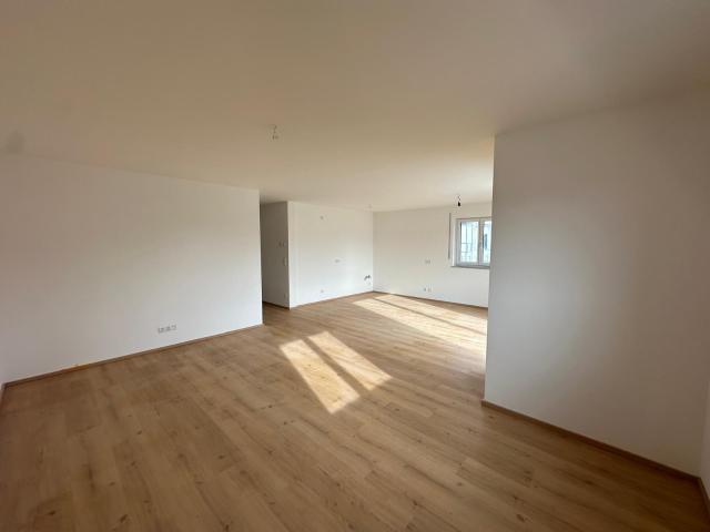 Kaltmiete zzgl. Nebenkosten, for rent at Schloßbreite 23, Straß, Burgheim 86666