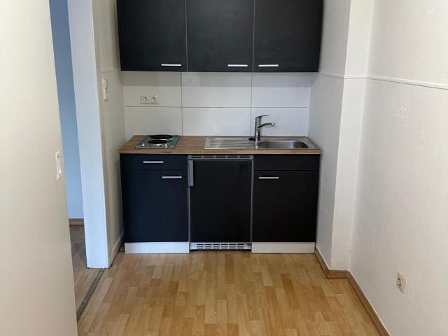Kaltmiete zzgl. Nebenkosten, for rent at Reichswaldallee 49, Rath, Düsseldorf 40472