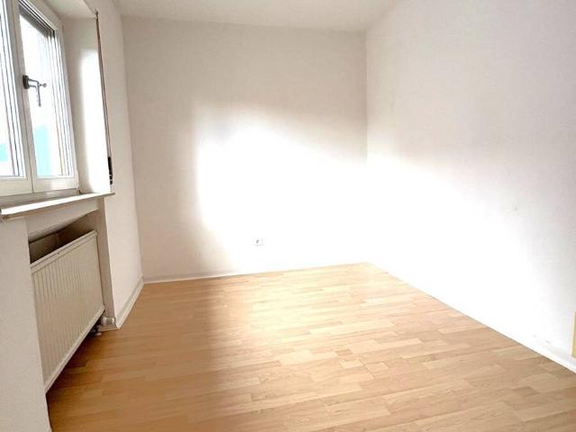 Kaltmiete zzgl. Nebenkosten, for rent at Forst 76694