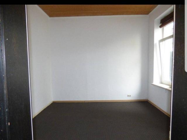 Kaltmiete zzgl. Nebenkosten, for rent at Hardenbergstraße, Cracau, Krefeld 47799