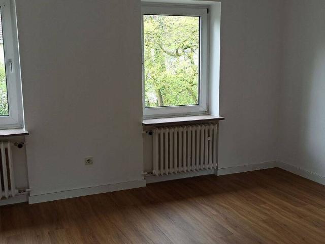 Kaltmiete zzgl. Nebenkosten, for rent at Husarenstraße 19, Schloß Neuhaus, Paderborn 33104