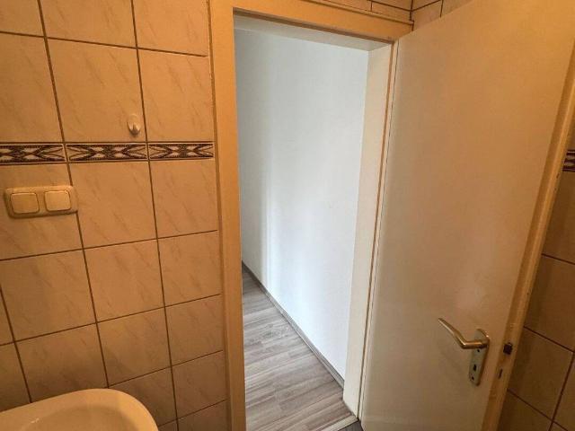 Kaltmiete zzgl. Nebenkosten, for rent at Kurfürstenstraße 61, Südostviertel, Essen 45138