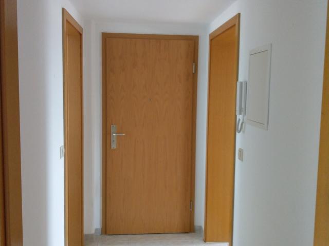 Kaltmiete zzgl. Nebenkosten, for rent at Obermylauer Weg 10, Reichenbach, Reichenbach 08468