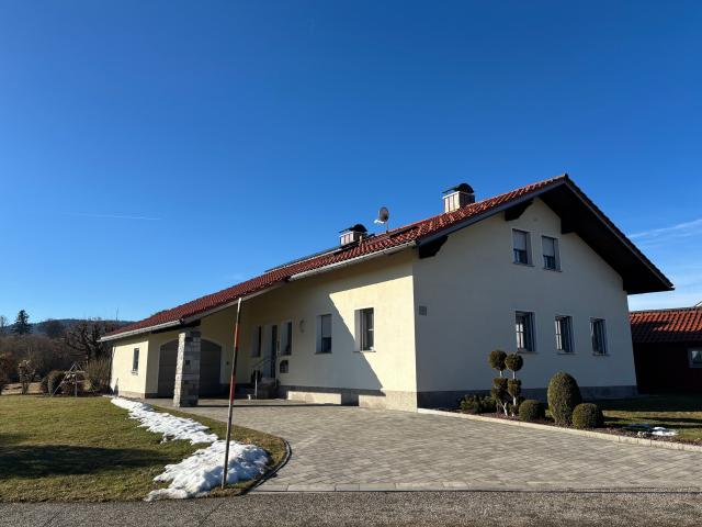 Kaltmiete zzgl. Nebenkosten, for rent at Schöfweg 94572, Germany