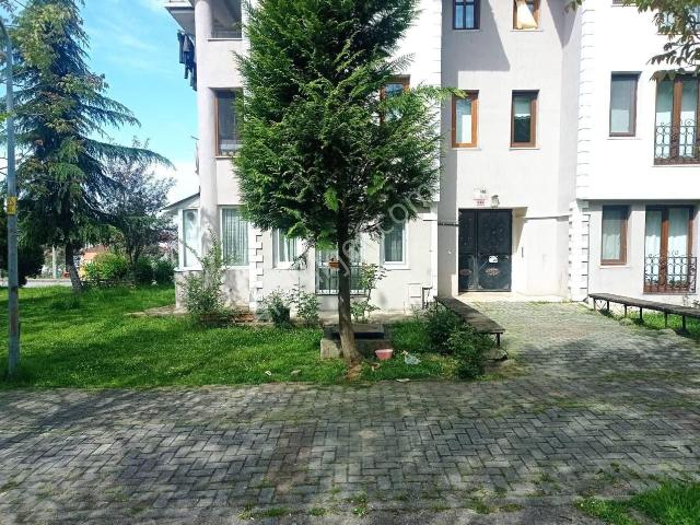 Kalıcı Kon. Esentepe Mah.yüksek Girişkat Satılık 3+1 İçi Yapılı