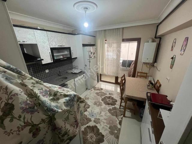 Kalbur Caddesinde Full Yapılı Asansörlü Ara Kat 3+1 !