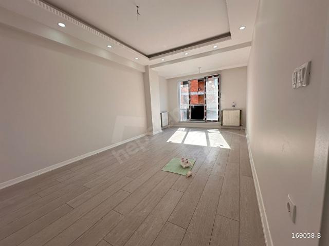 Kale Avm Yakını Sıfır 3.Kat 2+1 90m2 Süper Lokasyon Geniş Daire