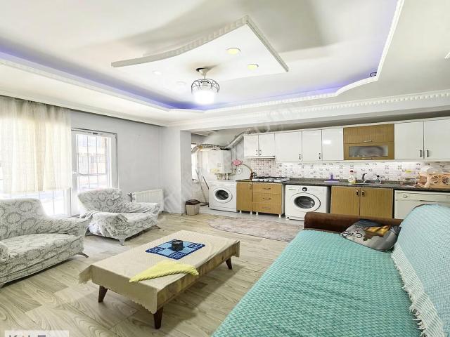 Kale Yapıdan Eşyalı Satılık 2+1 A.mutfak Giriş Kat Daire