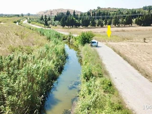 Ç.Kale Yoluna 100 mt Mesafede 7 Dönüm Yatırımlık Arazi