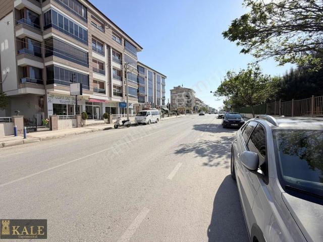 Kale'den Akfem Yakını Cadde Üstü Kiralık Dükkan