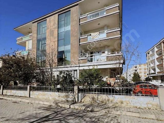 Kale'den Batı Çevreyolu A101 Market Arkası Site İçi 3+1