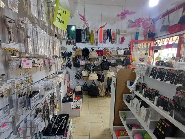 Kalekışladan Şehitler Caddesi Üstü Devren Kiralık İşyeri