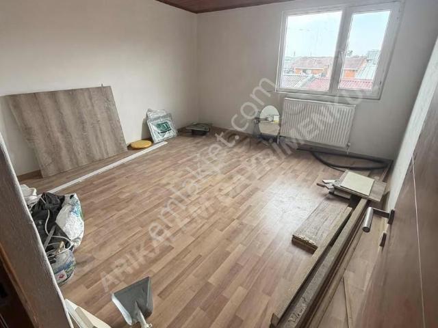 Kalemden Satılık Dubleks. Ayrı Giriş