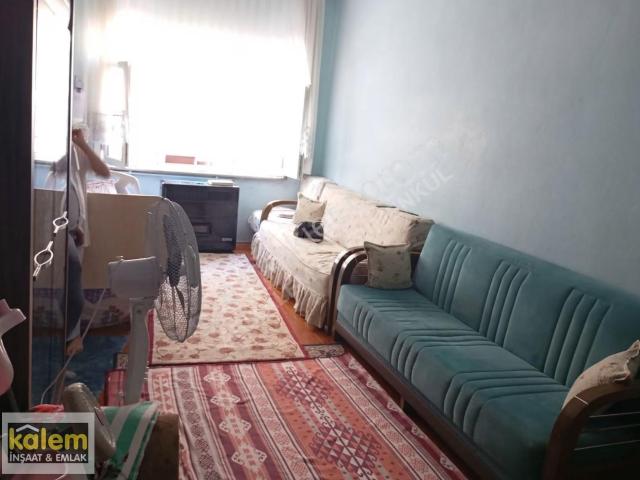 Kalemden Satılık 1+1 21.5 Hisse Daire