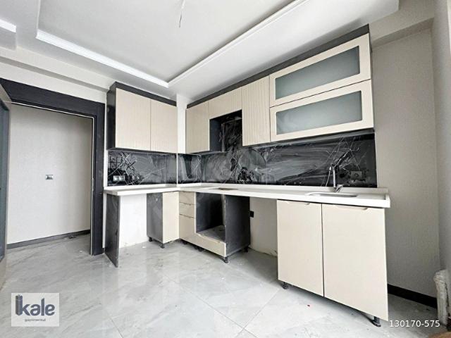 KALESÜPER FIRSAT! MAMAK ÇARŞI YAKINI SIFIR İSKANLI 3+1 DAİRE