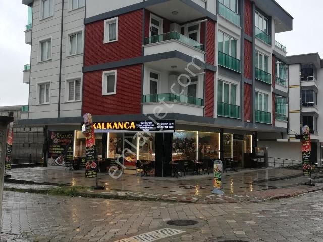 Kalkancada Köşe Başı Kiracılı Dükkan